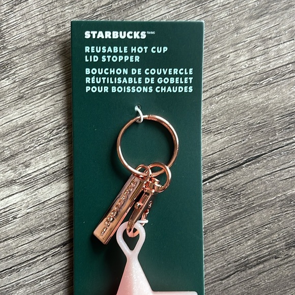 NWT Limited Edition 2023 Starbucks Star Keychain Star Stopper - Picture 3 of 5